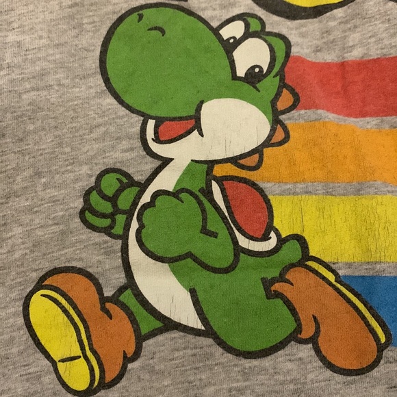 Super Mario Yoshi Short Sleeve Tee - size M (10) - Picture 2 of 8